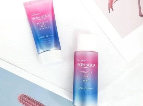 Sunplay Skin Aqua Tone Up UV milk